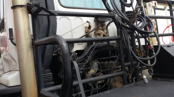 หัวลาก อีชูชุ 270 แรง  ปี 40 (รถน้ำมัน ) สภาพพร้อมใช้งาน  ราคา  900,000 บาท