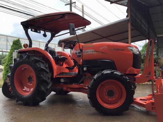 ขายรถไถ Kubota L4708SP (4WD) พร้อมใบมีดและผานพรวนCMTรถไร่ ใช้งานน้อย900ชั่วโมง สวยๆ พร้อมใช้งาน