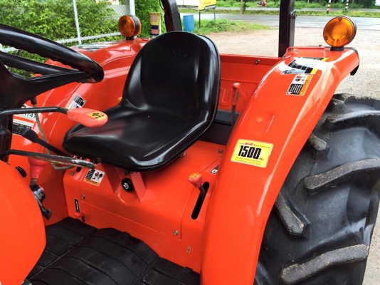 ขายรถไถ Kubota L4708SP (4WD) พร้อมใบมีดและผานพรวนCMTรถไร่ ใช้งานน้อย900ชั่วโมง สวยๆ พร้อมใช้งาน