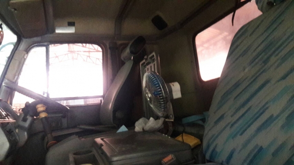 รถนิสสัน  10  ล้อ UD โม่ปูน CW510 / 295 แรงม้า. ปี 54. , ( รถประกอบ. )      สนใจติดต่อ  081 - 6079515