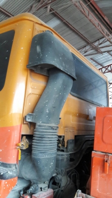 รถนิสสัน  10  ล้อ UD โม่ปูน CW510 / 295 แรงม้า. ปี 54. , ( รถประกอบ. )      สนใจติดต่อ  081 - 6079515