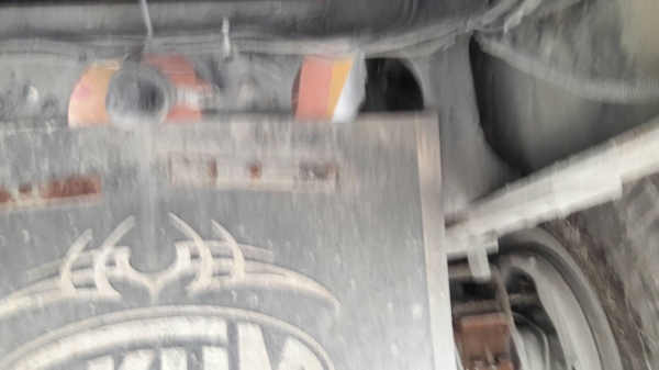 รถนิสสัน  10  ล้อ UD โม่ปูน CW510 / 295 แรงม้า. ปี 54. , ( รถประกอบ. )      สนใจติดต่อ  081 - 6079515