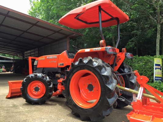 ขายรถไถKubota L3408 (4WD) พร้อมใบมีดหน้า และเครื่องตัดหญ้าLCSใหม่ รถพร้อมใช้งาน ขายรถไถKubota L3408 (4WD) พร้อมใบมีดหน้า และเครื่องตัดหญ้าLCSใหม่ รถพร้อมใช้งาน