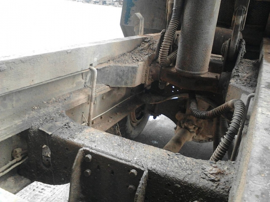 รถอีซูซุ 6 ล้อดั้ม FTR  175 แรงม้า. ปี 35.     สนใจติดต่อ  081 - 6079515