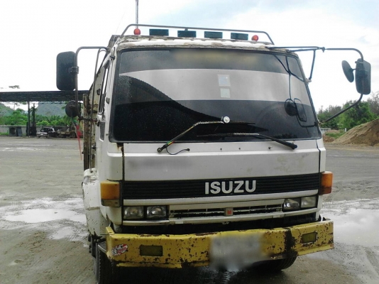 รถอีซูซุ 6 ล้อดั้ม FTR  175 แรงม้า. ปี 35.     สนใจติดต่อ  081 - 6079515