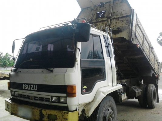 รถอีซูซุ 6 ล้อดั้ม FTR  175 แรงม้า. ปี 35.     สนใจติดต่อ  081 - 6079515