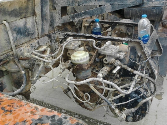 รถอีซูซุ 6 ล้อดั้ม FTR  175 แรงม้า. ปี 35.     สนใจติดต่อ  081 - 6079515