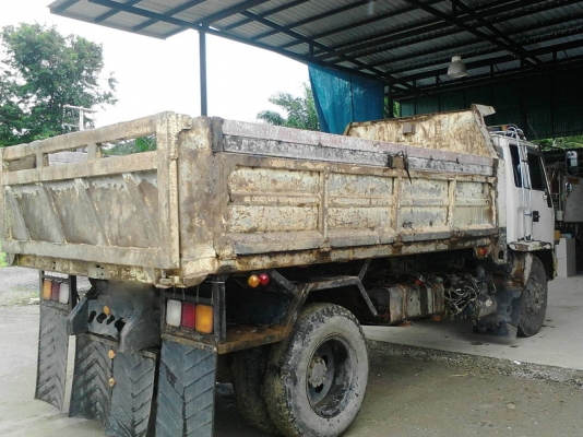 รถอีซูซุ 6 ล้อดั้ม FTR  175 แรงม้า. ปี 35.     สนใจติดต่อ  081 - 6079515