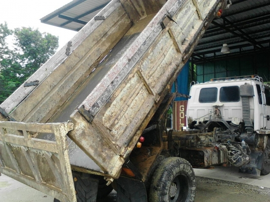 รถอีซูซุ 6 ล้อดั้ม FTR  175 แรงม้า. ปี 35.     สนใจติดต่อ  081 - 6079515