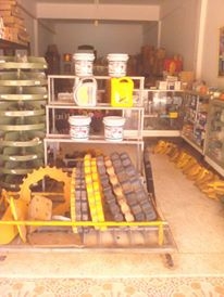 ต้องการเซ้งร้านขายอะไหล่แบคโคพร้อมเครื่องอัดสายไฮโดรลิคในราคา 750000 บาทต้องการสินค้าตัวไหนแยกรายการขายได้คะ สนใจคุยเรื่องราคาได้คะ