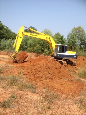 ขาย KOMATSU PC200-5 สภาพสวยพร้อมใช้ ติดต่อได้ คุณอ๊อฟ พิจิตร 086-737-9991 ขาย KOMATSU PC200-5 สภาพสวยพร้อมใช้ ติดต่อได้ คุณอ๊อฟ พิจิตร 086-737-9991