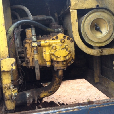 ขาย KOMATSU PC200-5 สภาพสวยพร้อมใช้ ติดต่อได้ คุณอ๊อฟ พิจิตร 086-737-9991 ขาย KOMATSU PC200-5 สภาพสวยพร้อมใช้ ติดต่อได้ คุณอ๊อฟ พิจิตร 086-737-9991