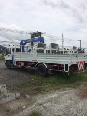 อีซุซุ6ล้อ ติดเครน5ตัน3ปอก 200แรงม้า สนใจติดต่อ 097-3597899