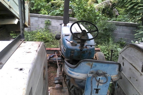 ขายรถไถFORD 6610เสื้อลายแท้ สภาพสวยพร้อมใช้ ติดต่อได้ คุณ อ๊อฟ พิจิตร 086-737-9991 ขายรถไถFORD 6610เสื้อลายแท้ สภาพสวยพร้อมใช้ ติดต่อได้ คุณ อ๊อฟ พิจิตร 086-737-9991