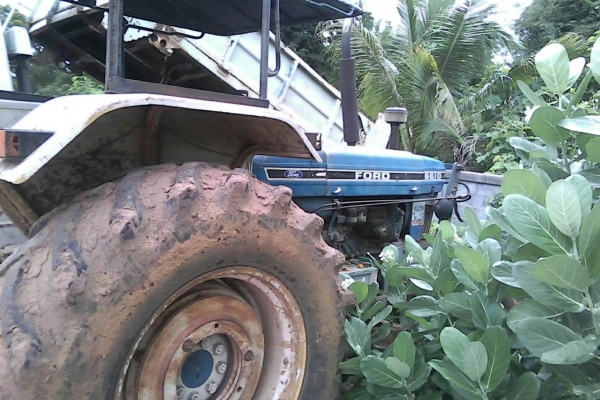 ขายรถไถFORD 6610เสื้อลายแท้ สภาพสวยพร้อมใช้ ติดต่อได้ คุณ อ๊อฟ พิจิตร 086-737-9991 ขายรถไถFORD 6610เสื้อลายแท้ สภาพสวยพร้อมใช้ ติดต่อได้ คุณ อ๊อฟ พิจิตร 086-737-9991