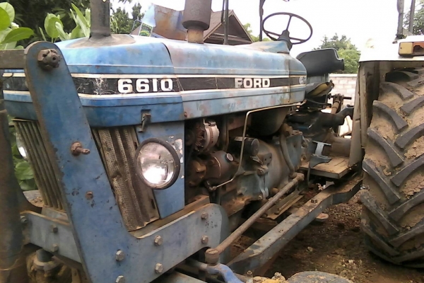 ขายรถไถFORD 6610เสื้อลายแท้ สภาพสวยพร้อมใช้ ติดต่อได้ คุณ อ๊อฟ พิจิตร 086-737-9991 ขายรถไถFORD 6610เสื้อลายแท้ สภาพสวยพร้อมใช้ ติดต่อได้ คุณ อ๊อฟ พิจิตร 086-737-9991