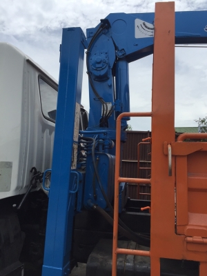 ฮีโน่ 6ล้อติดเครน 3ตัน4ปอก สนใจติดต่อ 097-3597899