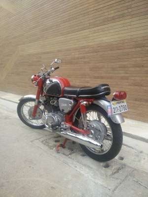 HONDA CB