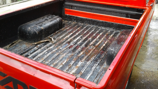 มาสด้า1300 สวยๆ