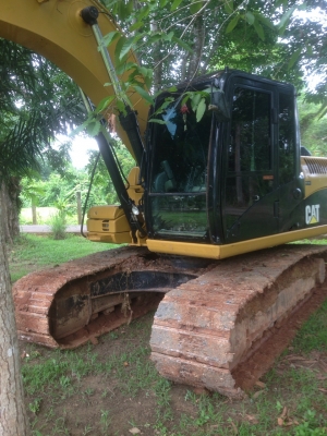 ขายรถแบคโฮ CAT 315 D CHINA 7000 ชม.ราคา 1450000