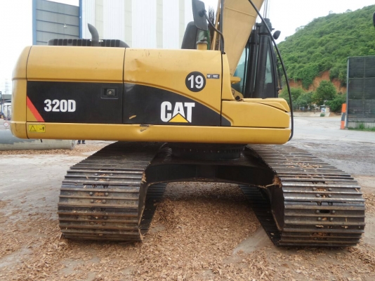 ขายรถแบคโฮ CAT 320 D เอกสารอินวอย 19000 ชม.ราคา 1850000 ขายรถแบคโฮ CAT 320 D เอกสารอินวอย 19000 ชม.ราคา 1850000