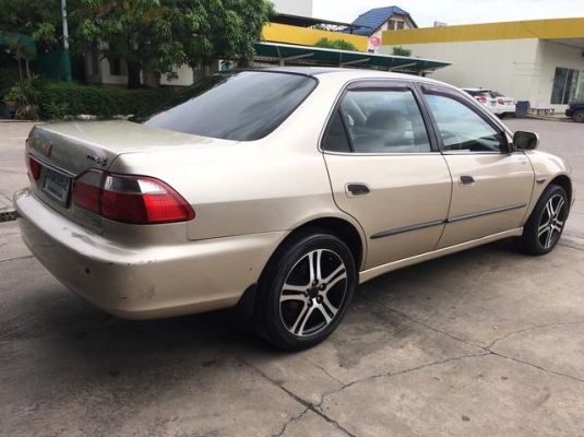 ***ขายครับ***honda accord ปี2000 2.3
