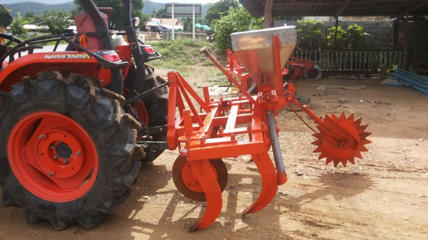 หางลากร้องอ้อยตัดสดหรือไฟไม่ก็ได้ครับใส่กับ36-45-47-50ได้ ตามรูปเลยครับส่งได้ครับ หางลากร้องอ้อยตัดสดหรือไฟไม่ก็ได้ครับใส่กับ36-45-47-50ได้ ตามรูปเลยครับส่งได้ครับ