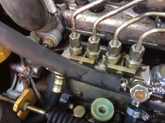 ขายรถแบคโฮ CAT 308B SR คอลโทรลสั้น รถนอกนำเข้าจากญี่ปุ่น สภาพสวยพร้อมใช้ มีVDOการทำงานครับ ขายรถแบคโฮ CAT 308B SR คอลโทรลสั้น รถนอกนำเข้าจากญี่ปุ่น สภาพสวยพร้อมใช้ มีVDOการทำงานครับ