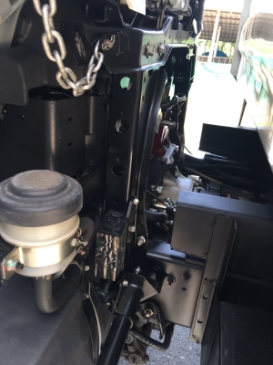 ขาย 6 ล้อ ฮีโน่ดัมพ์ เมก้า 175 แรง ปี 57  สภาพน้องป้ายแดง  จัดแนนท์ได้ครับ สนใจติดต่อ 081-9420141  ,  081-5715326