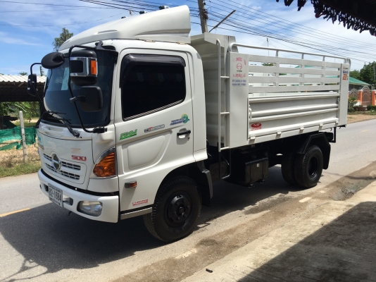 ขาย 6 ล้อ ฮีโน่ดัมพ์ เมก้า 175 แรง ปี 57  สภาพน้องป้ายแดง  จัดแนนท์ได้ครับ สนใจติดต่อ 081-9420141  ,  081-5715326