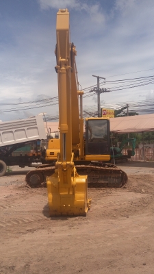 รถแบคโฮร สภาพสวยพร้อมใช้งาน PC200-6