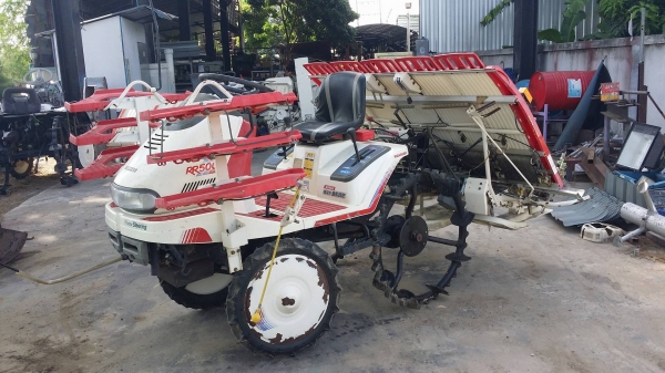 รถดำนานั่งขับ YANMAR รุ่น RR500 เก่าญี่ปุ่น  ดำนา 5 แถว  สภาพสวย