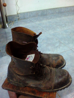 รองเท้า ๊Underground หัวเหล็ก หนังแท้ รองเท้า ๊Underground หัวเหล็ก หนังแท้