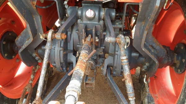 ขายรถไถคูโบต้าL4708ราคาต่อรองได้สนใจติดต่อครับ0811851200