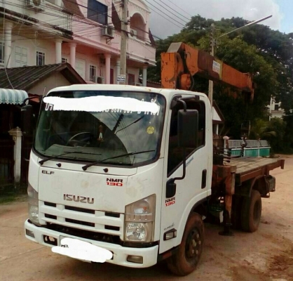 ขายแล้วครับ หกล้อ อีซูซุ NMR130ปี53ช่วงสั้นยาว3.20(ขายแต่รถ"ไม่รวมเครน)รถสภาพดีหัวบางเดิมใช้งานประจำ ทะเบียนพร้อมโอน ช่วงล้อต่อดั้ม ครับ