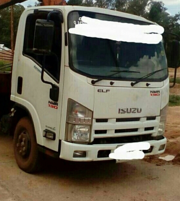 ขายแล้วครับ หกล้อ อีซูซุ NMR130ปี53ช่วงสั้นยาว3.20(ขายแต่รถ"ไม่รวมเครน)รถสภาพดีหัวบางเดิมใช้งานประจำ ทะเบียนพร้อมโอน ช่วงล้อต่อดั้ม ครับ