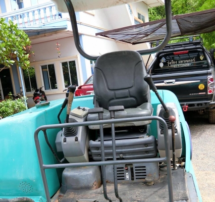 KOMATSU 25-7  ขนาดPC-25 (คอลโทนน้ำมัน) รถเก่านอกแท้ มีเอกสาร(มีVDOชม)☎️สนใจติดต่อ 085-5632278 (ราคาต่อรองได้)