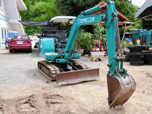 KOMATSU 25-7  ขนาดPC-25 (คอลโทนน้ำมัน) รถเก่านอกแท้ มีเอกสาร(มีVDOชม)☎️สนใจติดต่อ 085-5632278 (ราคาต่อรองได้)