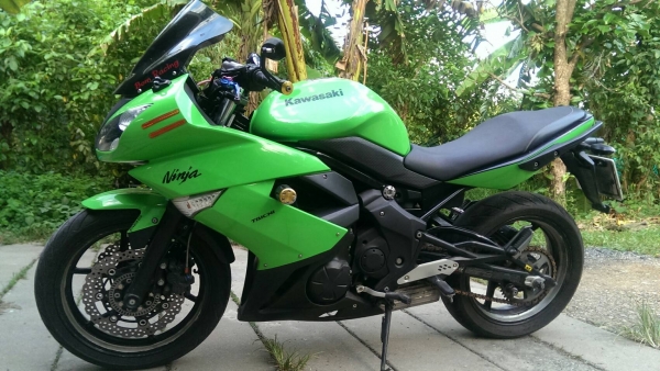 นินจา650ccเครื่องยังสดๆครับปลาย2011ภาษีเต็มเอกสารพร้อมโอน เลขสวยๆครับ