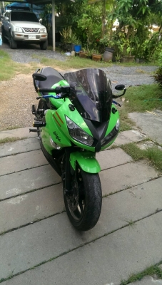 นินจา650ccเครื่องยังสดๆครับปลาย2011ภาษีเต็มเอกสารพร้อมโอน เลขสวยๆครับ