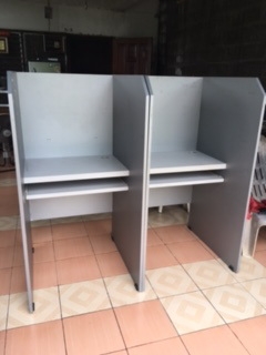 โต๊ะคอมเซ็ทล็อก