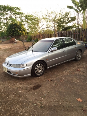 ACCORD AUTO เบาะหนัง เครื่องเสียง LPG มาตรฐาน ใช้ได้2ระบบ