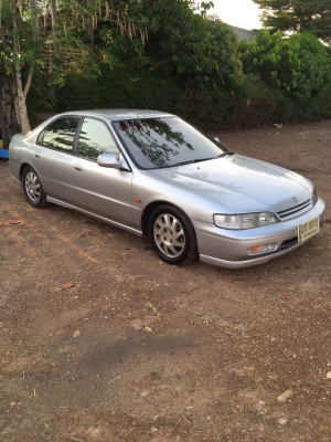 ACCORD AUTO เบาะหนัง เครื่องเสียง LPG มาตรฐาน ใช้ได้2ระบบ