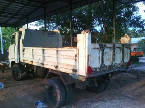 ขาย Hino พร้อมใช้เครื่องฮีโน่ wo4d. 117แรงเกี่ยร์ho7c ช่วงล่างf. Hino