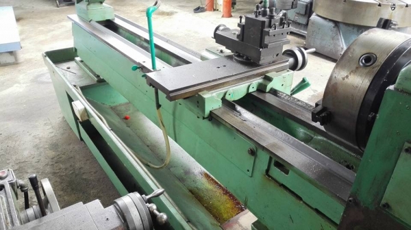 ** SOLD ** แท่นกลึงยุโรป COLCHESTER 10 ฟุต 3 เพลา รู 3" เกียร์บล้อคนิ้วมิลไม่ต้องเปลี่ยนเฟือง มาเทสได้ครับ!!