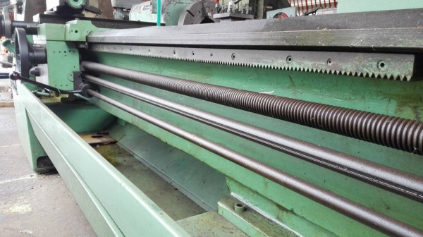 ** SOLD ** แท่นกลึงยุโรป COLCHESTER 10 ฟุต 3 เพลา รู 3" เกียร์บล้อคนิ้วมิลไม่ต้องเปลี่ยนเฟือง มาเทสได้ครับ!!