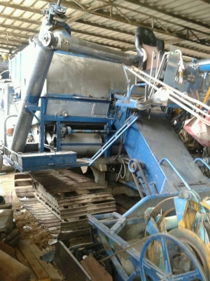 ขายรถเกี่ยวไพเลิศ 195โบ 22ไดกิ้น อุ้ม2.5 ช่วงล่างใหม่