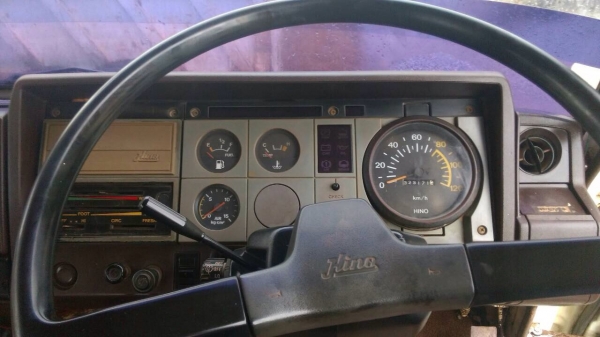 ขายรถบรรทุกสิบล้อดัมพ์ Hino F18 เครื่อง HO7D-195 แรง 2 เพลา รถสวยพร้อมใช้งาน ทะเบียนพร้อม ขายรถบรรทุกสิบล้อดัมพ์ Hino F18 เครื่อง HO7D-195 แรง 2 เพลา รถสวยพร้อมใช้งาน ทะเบียนพร้อม