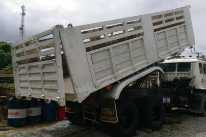 ขายรถบรรทุกสิบล้อดัมพ์ Hino F18 เครื่อง HO7D-195 แรง 2 เพลา รถสวยพร้อมใช้งาน ทะเบียนพร้อม ขายรถบรรทุกสิบล้อดัมพ์ Hino F18 เครื่อง HO7D-195 แรง 2 เพลา รถสวยพร้อมใช้งาน ทะเบียนพร้อม