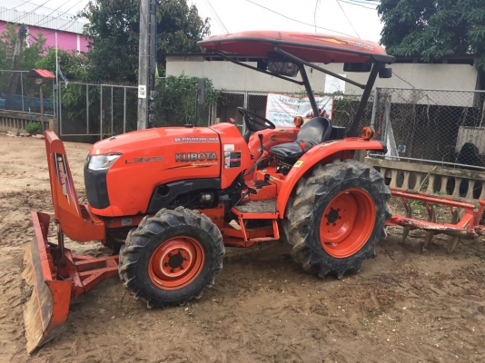 รถไถ36แรงพร้อมอุปกรณ์